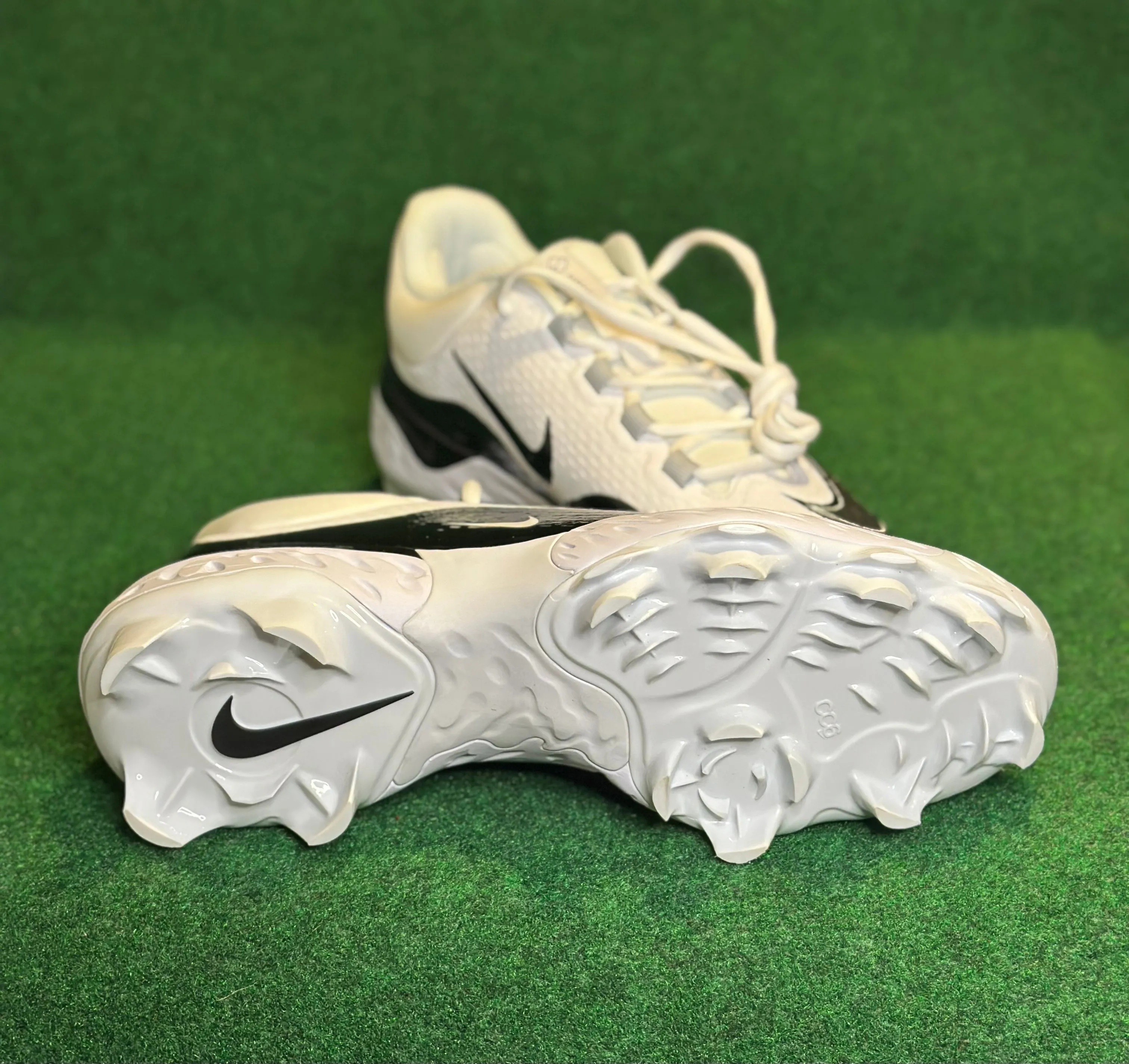 NIKE ALPHA HUARACHE ELITE 4 LOW MCS BASEBALL CLEATS FD6255-101 Size 11.5