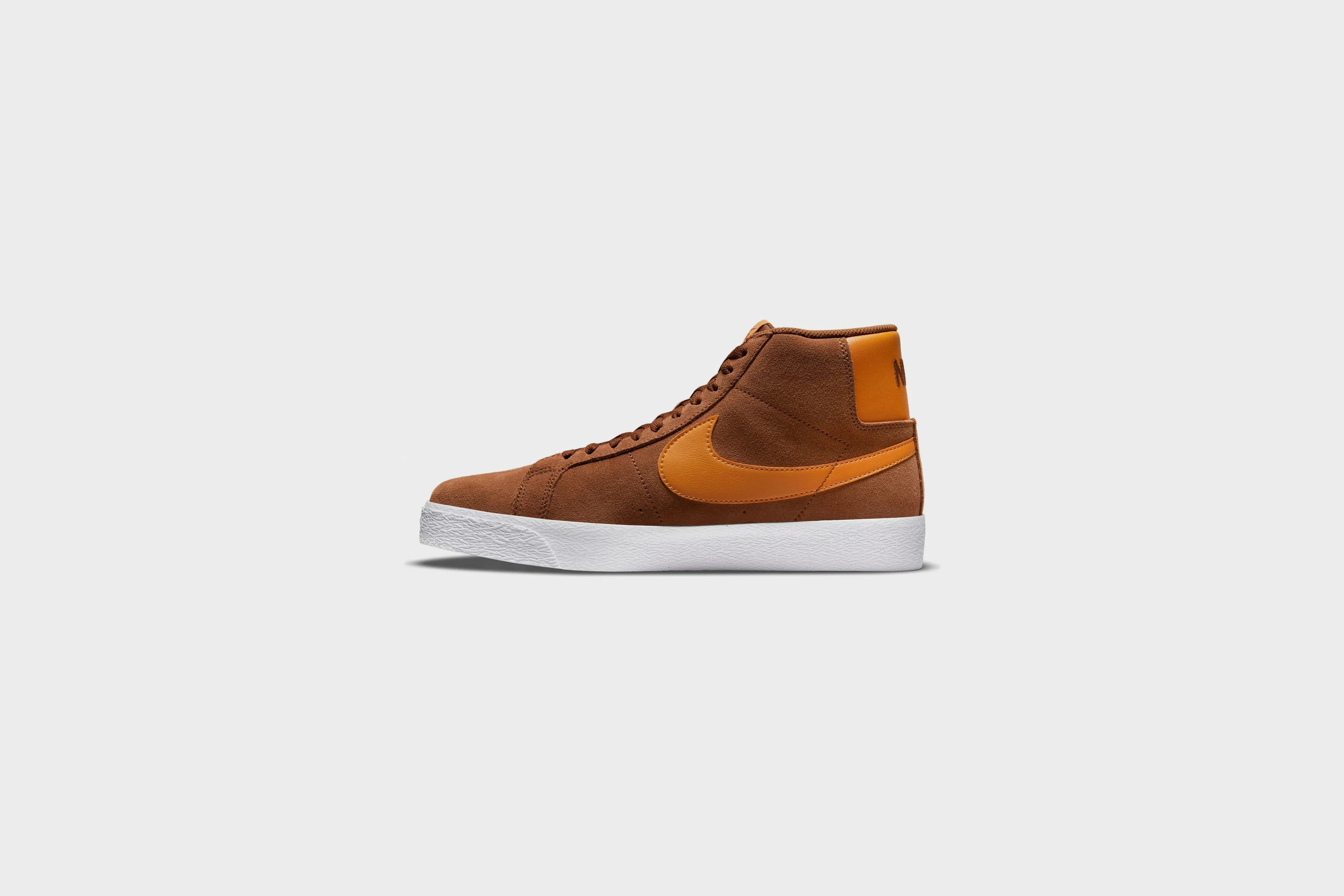 Nike SB Zoom Blazer Mid (Pecan/Light Curry-Pecan-White)